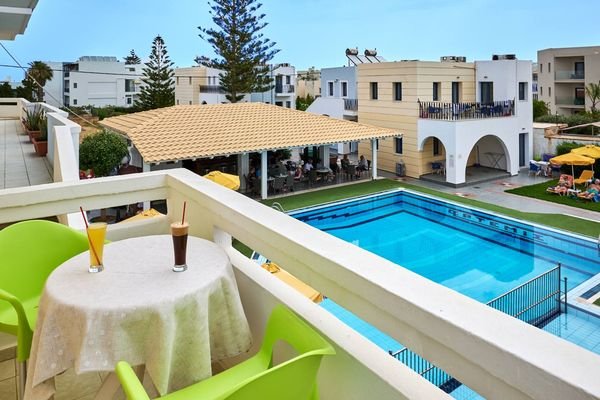 Artemis Apartments, Kato Gouves